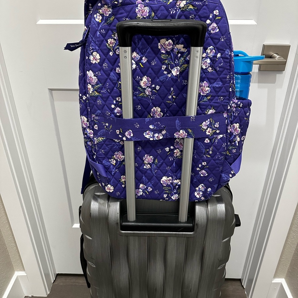 Vera Bradley Travel Backpack NWT - Picture 9 of 13